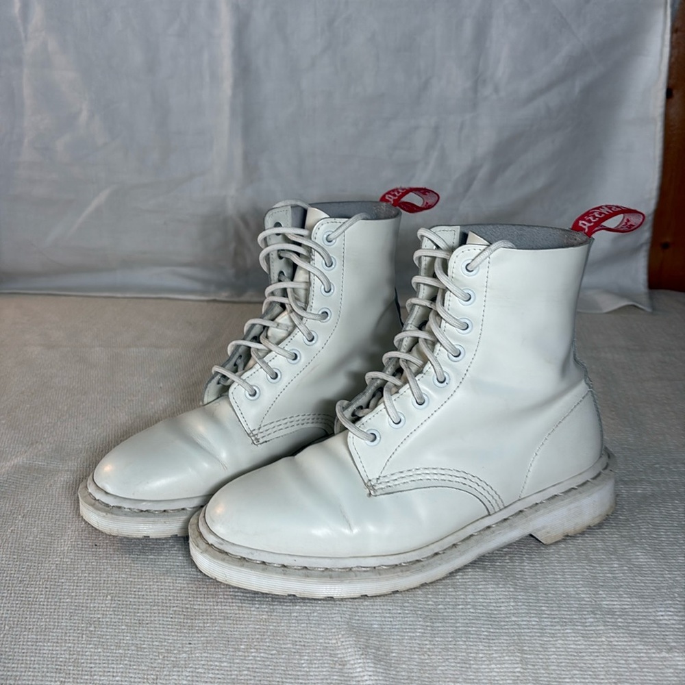 Dr Martens X UNDERCOVER Jun Takahashi White 1460 Boots sz38